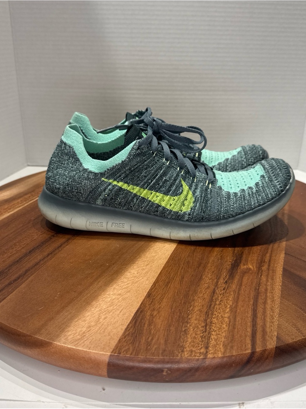 Nike Free RN Flyknit Unisex Kids Sneakers Gray/Green 7Y